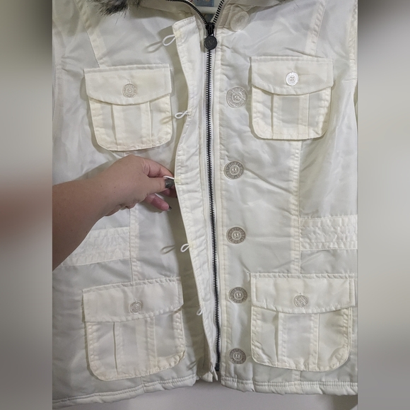 Nori white winter puffer jacket - Picture 3 of 9